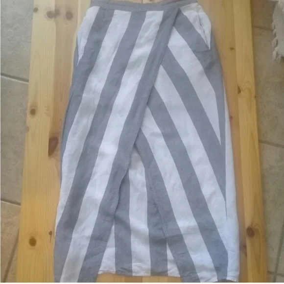 Madewell gray and white stripped overlay linen skirt - Picture 4 of 4